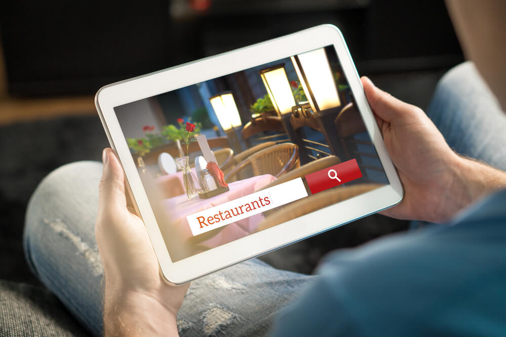 هل تريد تصميم موقع الكتروني في الرياض خاص لمطعمك؟ إليك أهم 3 مزايا